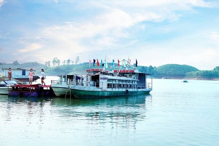 Du lịch cộng đồng hồ Thác Bà