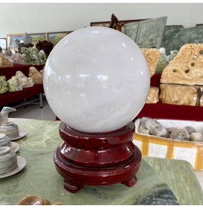 Cầu thạch anh trắng cùi dừa tự nhiên