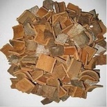 Quế cắt vuông còn vỏ