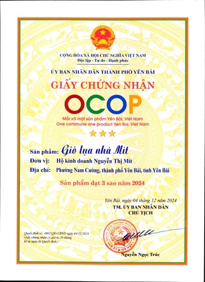 Giò lụa nhà Mít