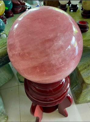 Cầu đá thạch anh hồng